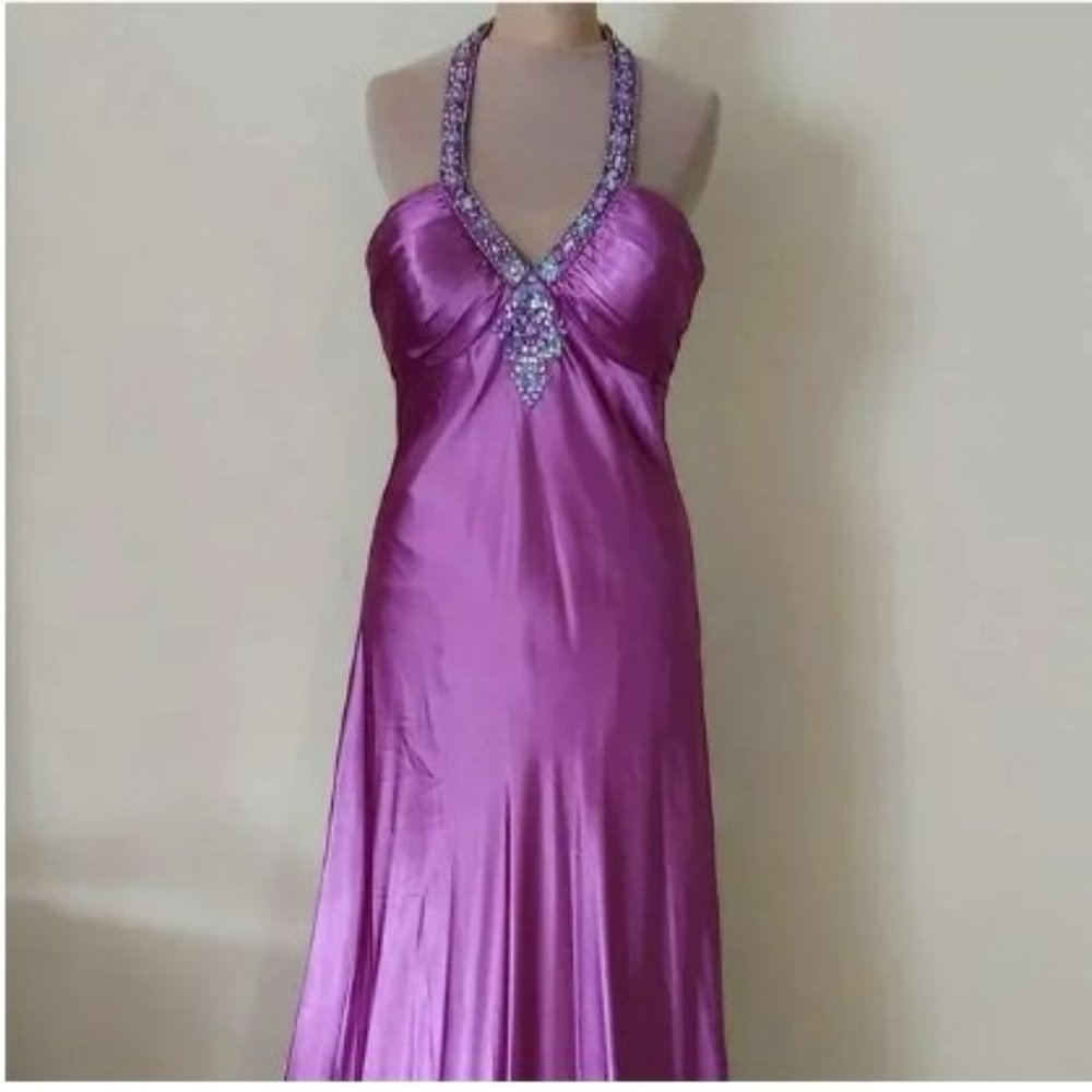 Gorgeous Faviana Halter Top Long Gown